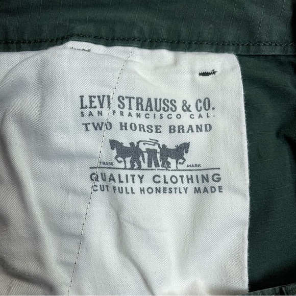 Levi's Cargo Shorts Men's Size 36 Racing Green True Chino Carrier Cotton Ripstop - Picture 11 of 11